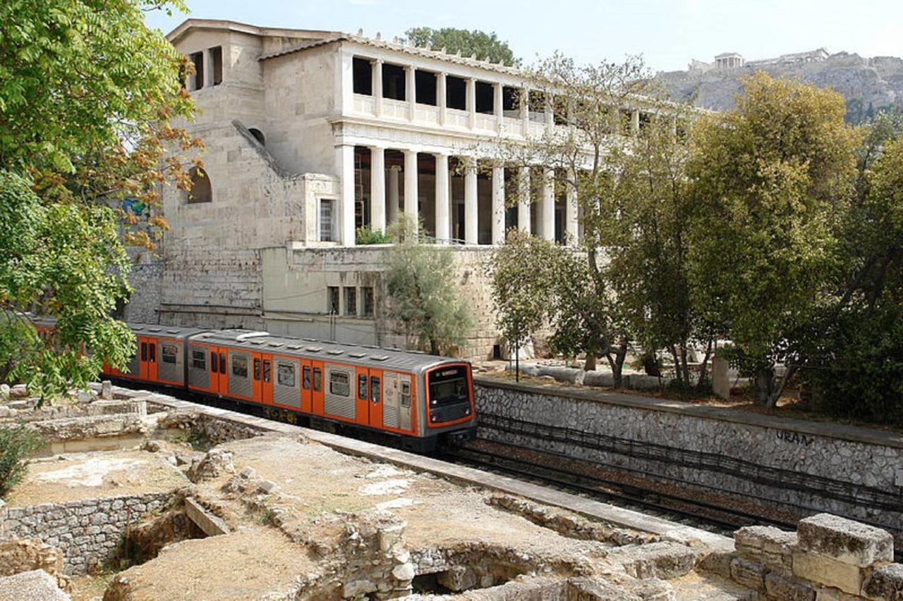Pale Coloured Apt In Athens Historic Centre Buitenkant foto